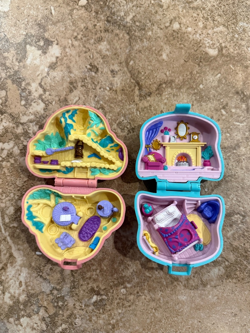 90s Bluebird Mattel Polly Pocket Cuddly Kitty & Koala Picnic compacts Vintage - Picture 4 of 4